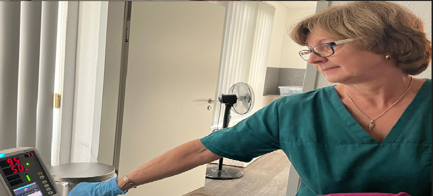 Herzlich Willkommen auf der Internetseite der Privatpraxis Dr. Anette Othmer, Fachärztin für Innere Medizin und Gastroenterologie in Hannover.